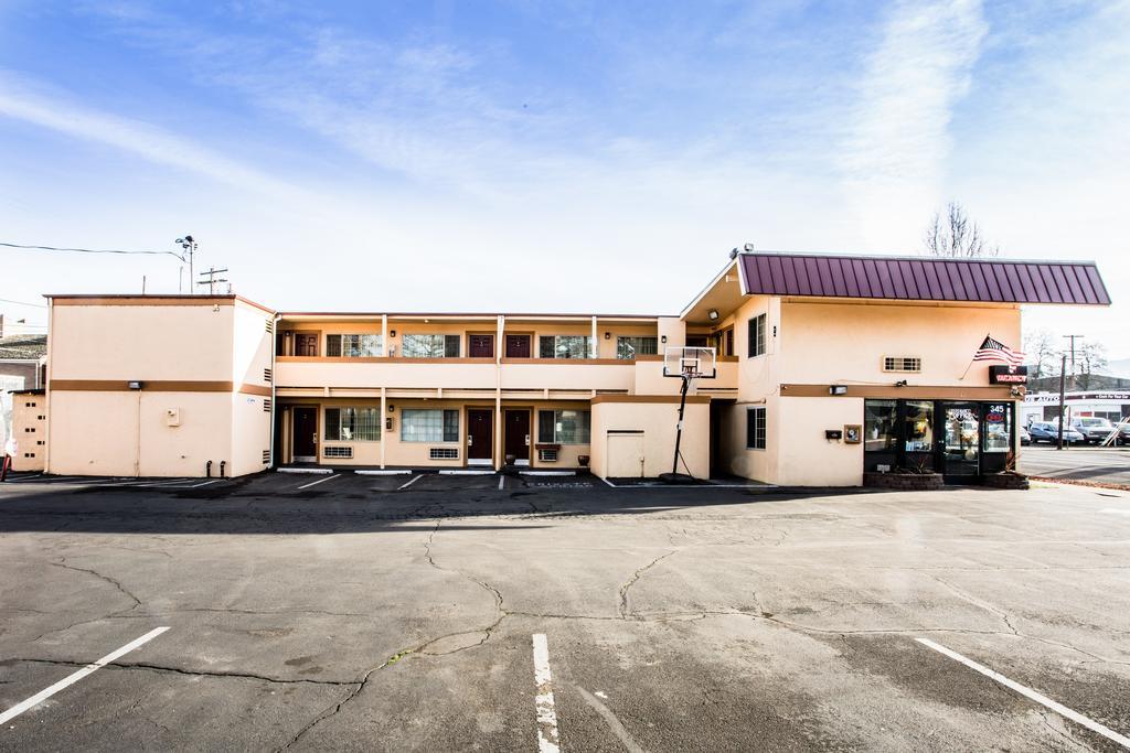 Budget Inn Of America Medford Exteriér fotografie