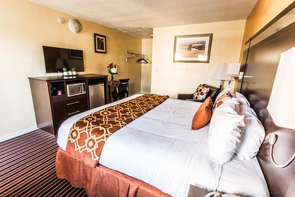 Budget Inn Of America Medford Exteriér fotografie